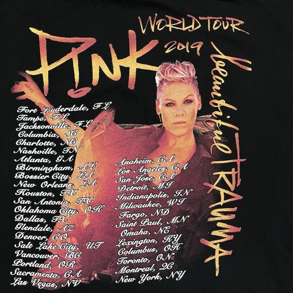 Pink 2019 Large Tour Concert T-Shirt‎ - Picture 3 of 4